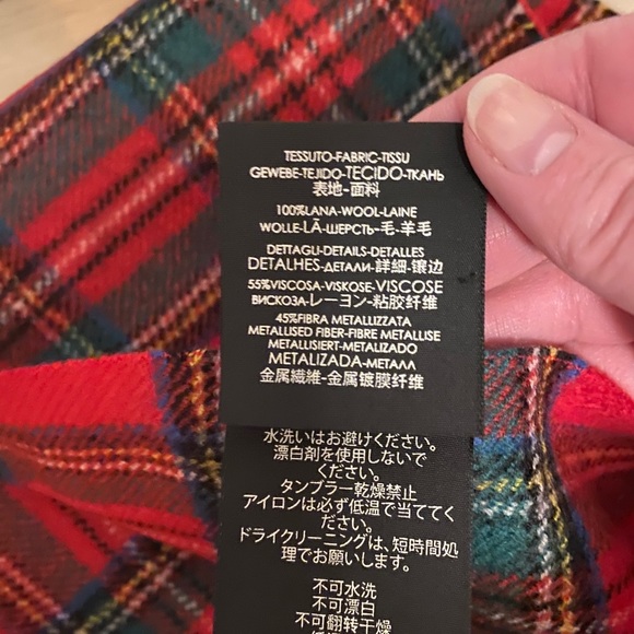 Gucci Bee Plaid Wool Scarf Unisex. Like New. - Picture 13 of 15